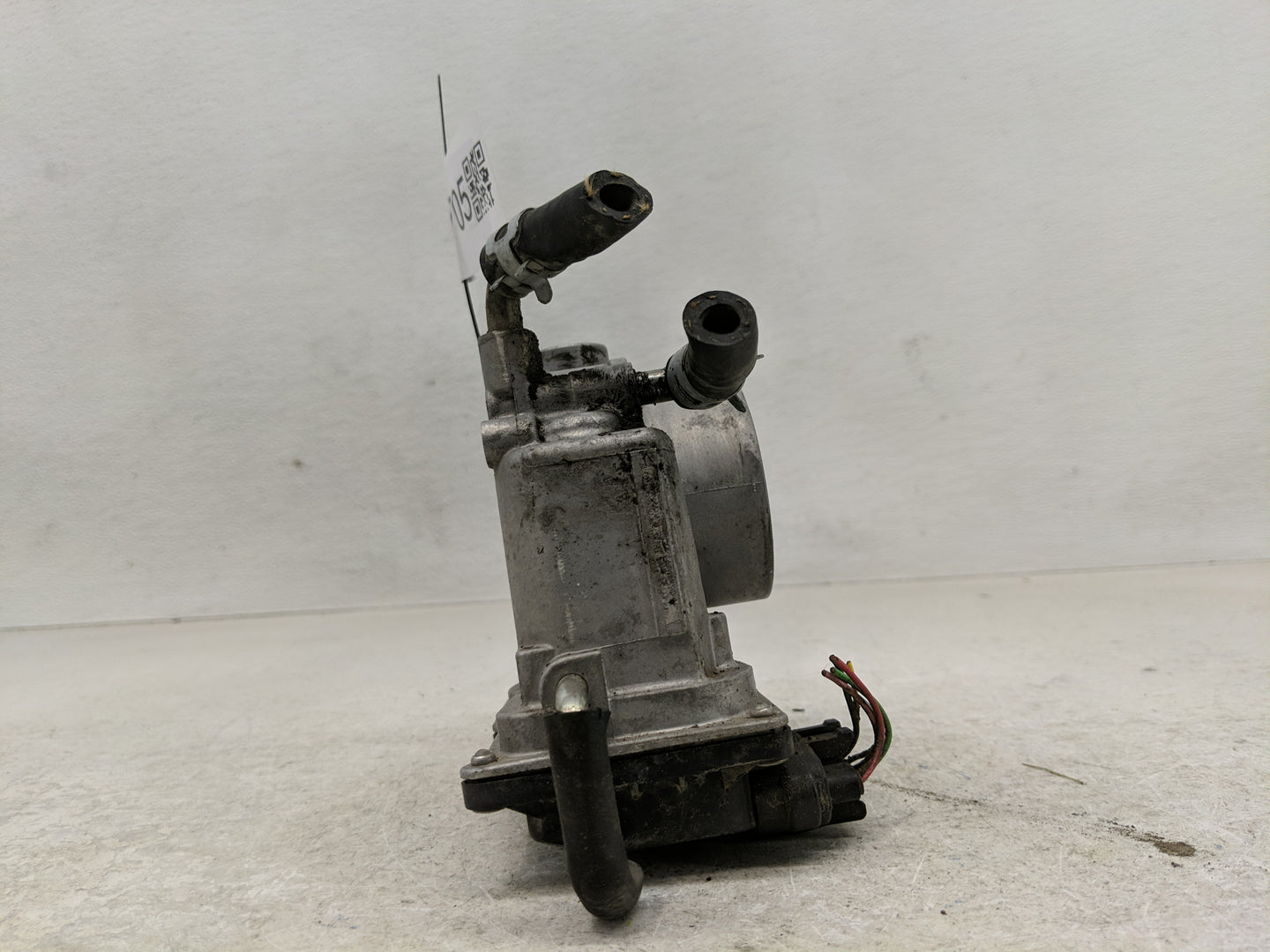 2007-2011 Toyota Camry Throttle Body P/N:22030-28070 Fits Fits 2006 2007 2008 2009 2010 2011 2012 2013 2014 2015 OEM Used Au