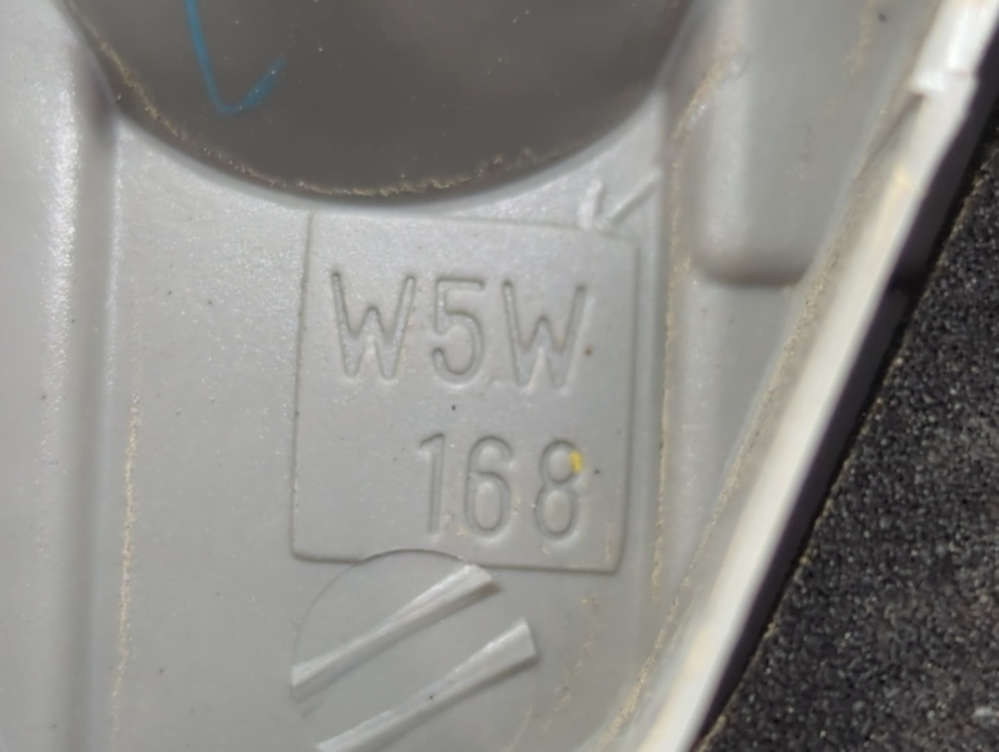 2009 Toyota Camry Tail Light Assembly Passenger Right OEM Fits Fits 2003 2004 2005 OEM Used Auto Parts - Oemusedautoparts1.c