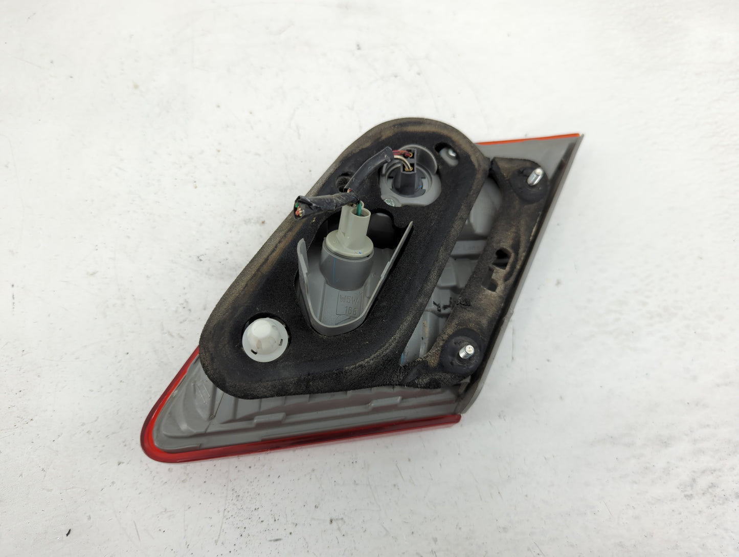 2009 Toyota Camry Tail Light Assembly Passenger Right OEM Fits Fits 2003 2004 2005 OEM Used Auto Parts - Oemusedautoparts1.c