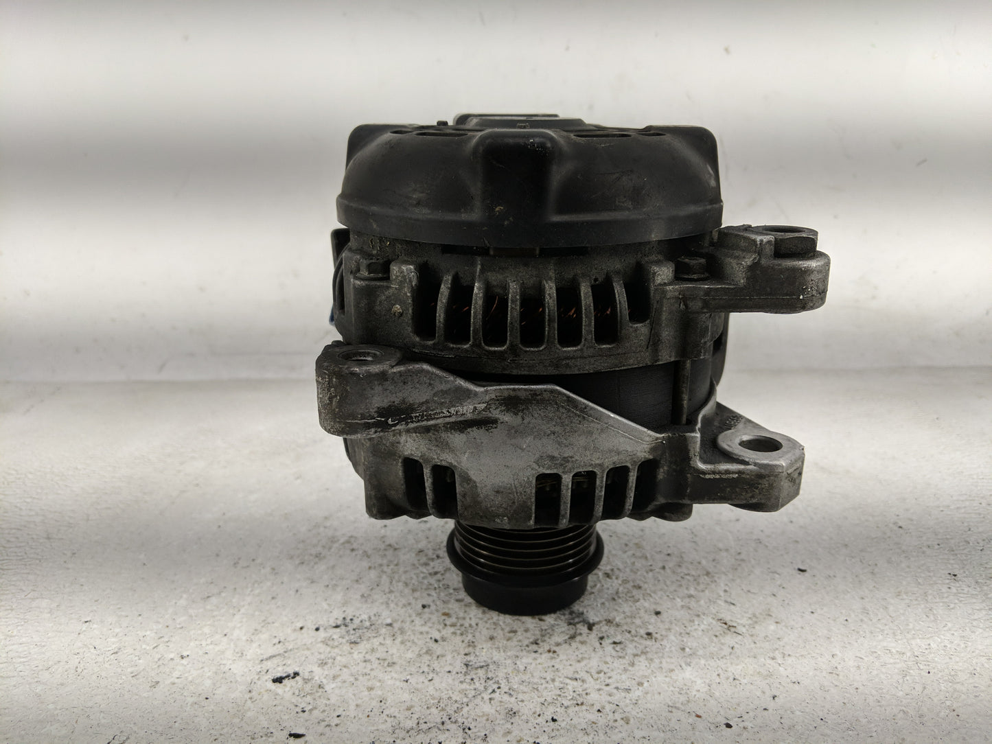 2007-2009 Toyota Camry Alternator Replacement Generator Charging Assembly Engine OEM P/N:27060-0 H110 Fits OEM Used Auto Par