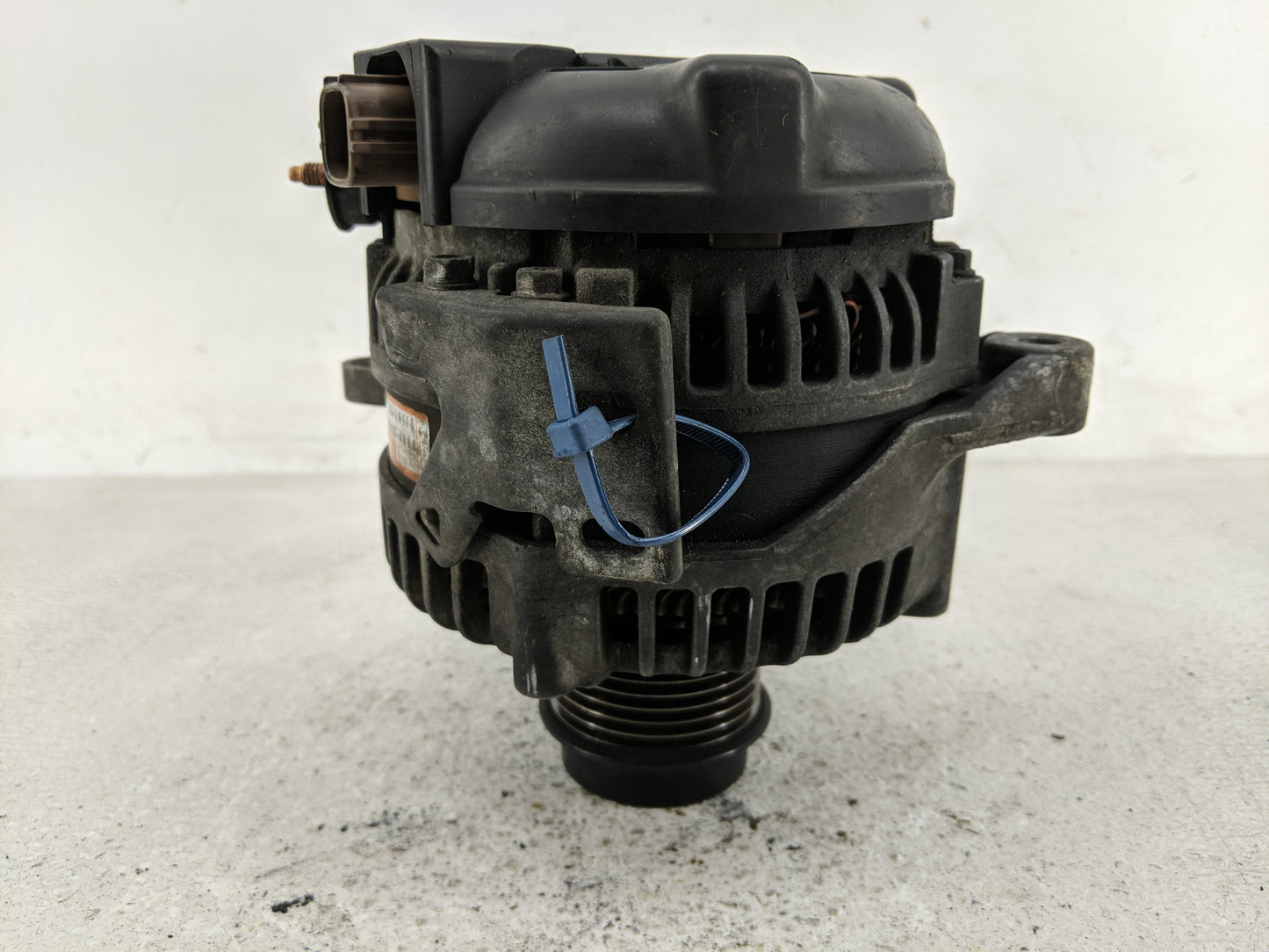 2007-2009 Toyota Camry Alternator Replacement Generator Charging Assembly Engine OEM P/N:27060-0 H110 Fits OEM Used Auto Par