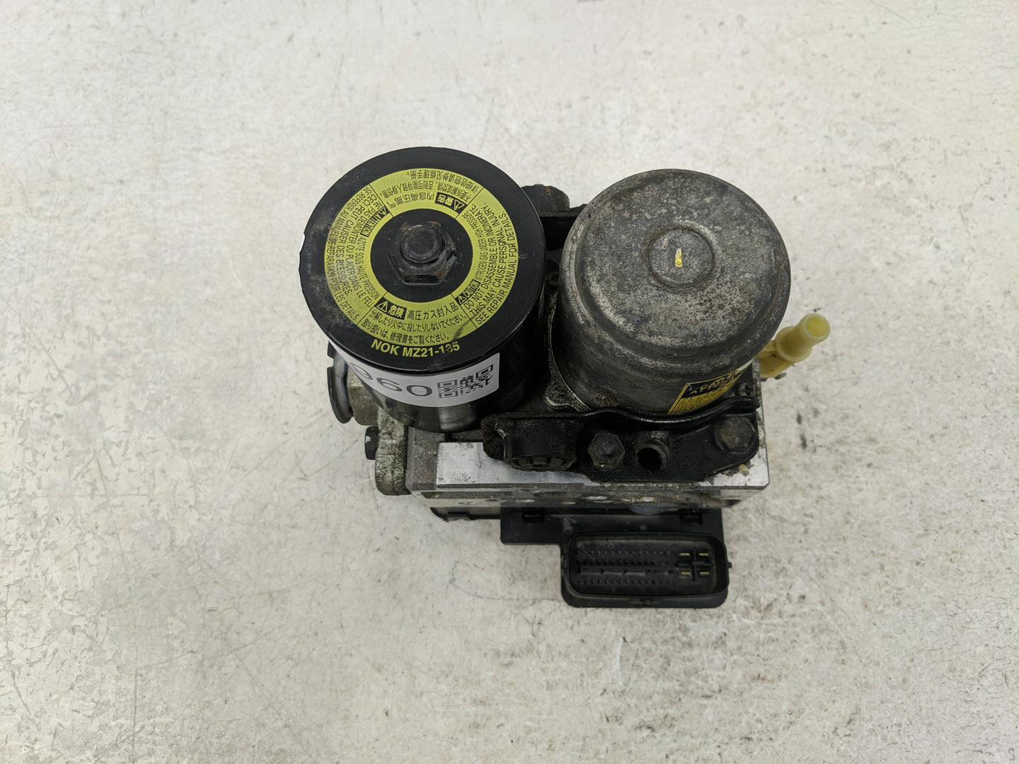 2007-2011 Toyota Camry ABS Pump Control Module Replacement P/N:44510-30270 Fits Fits 2007 2008 2009 2010 2011 OEM Used Auto 