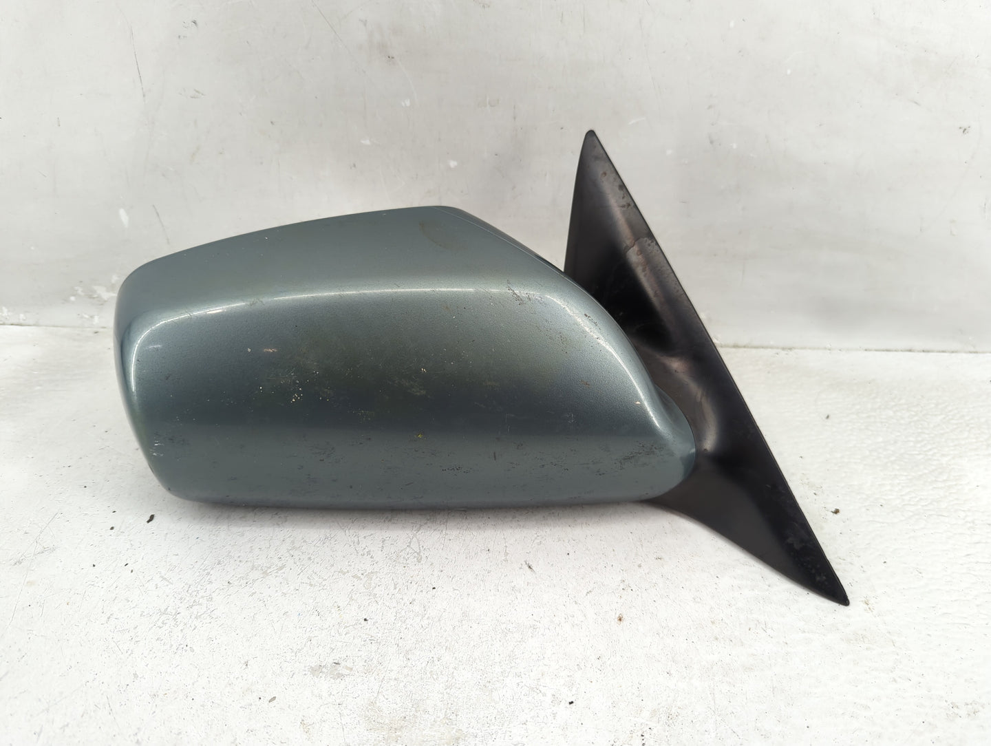 2007-2011 Toyota Camry Passenger Side View Mirror - Right Door Mirror OEM Used - Oemusedautoparts1.com