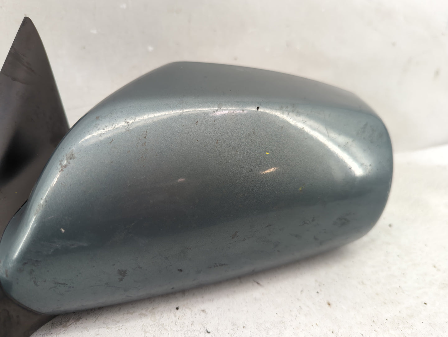 2007-2011 Toyota Camry Driver Side View Mirror - Left Door Mirror OEM Used - Oemusedautoparts1.com