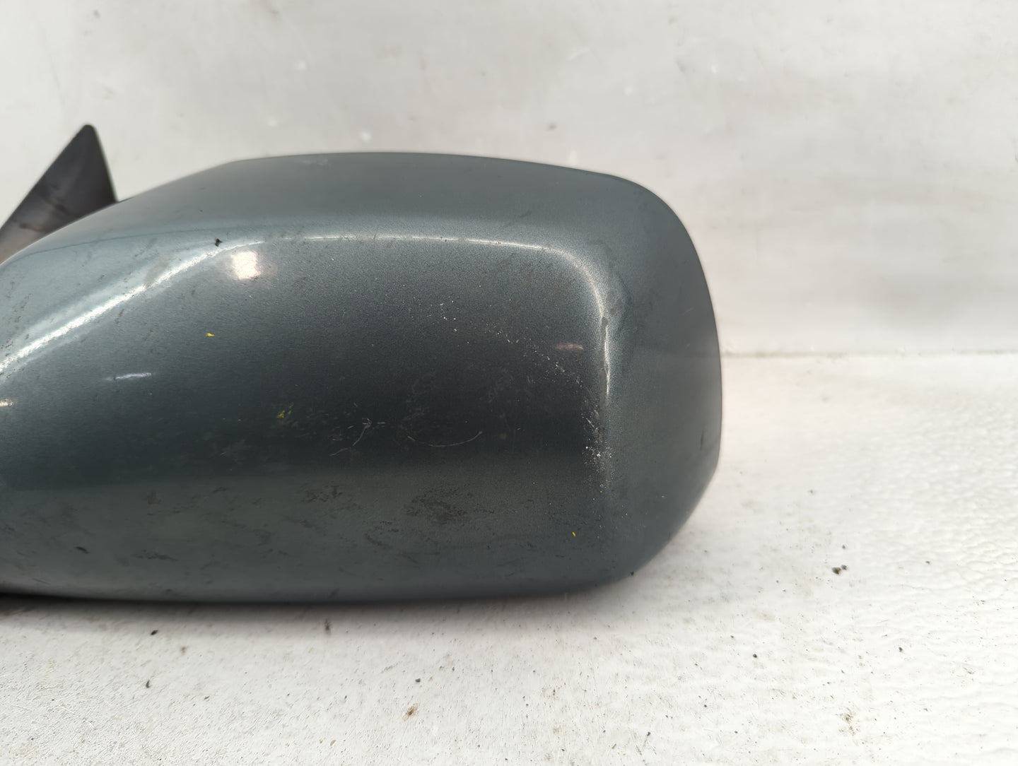 2007-2011 Toyota Camry Driver Side View Mirror - Left Door Mirror OEM Used - Oemusedautoparts1.com