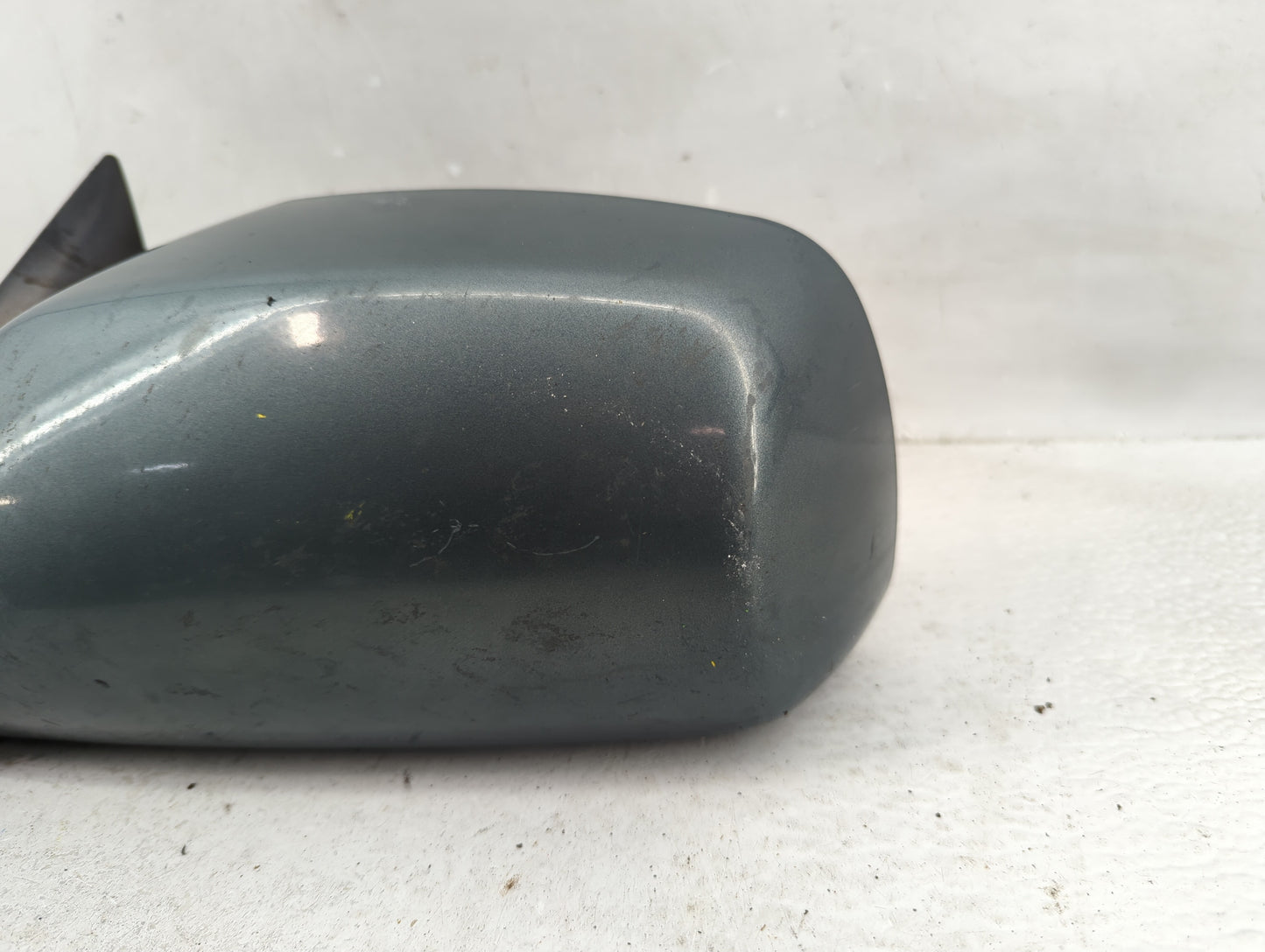 2007-2011 Toyota Camry Driver Side View Mirror - Left Door Mirror OEM Used - Oemusedautoparts1.com