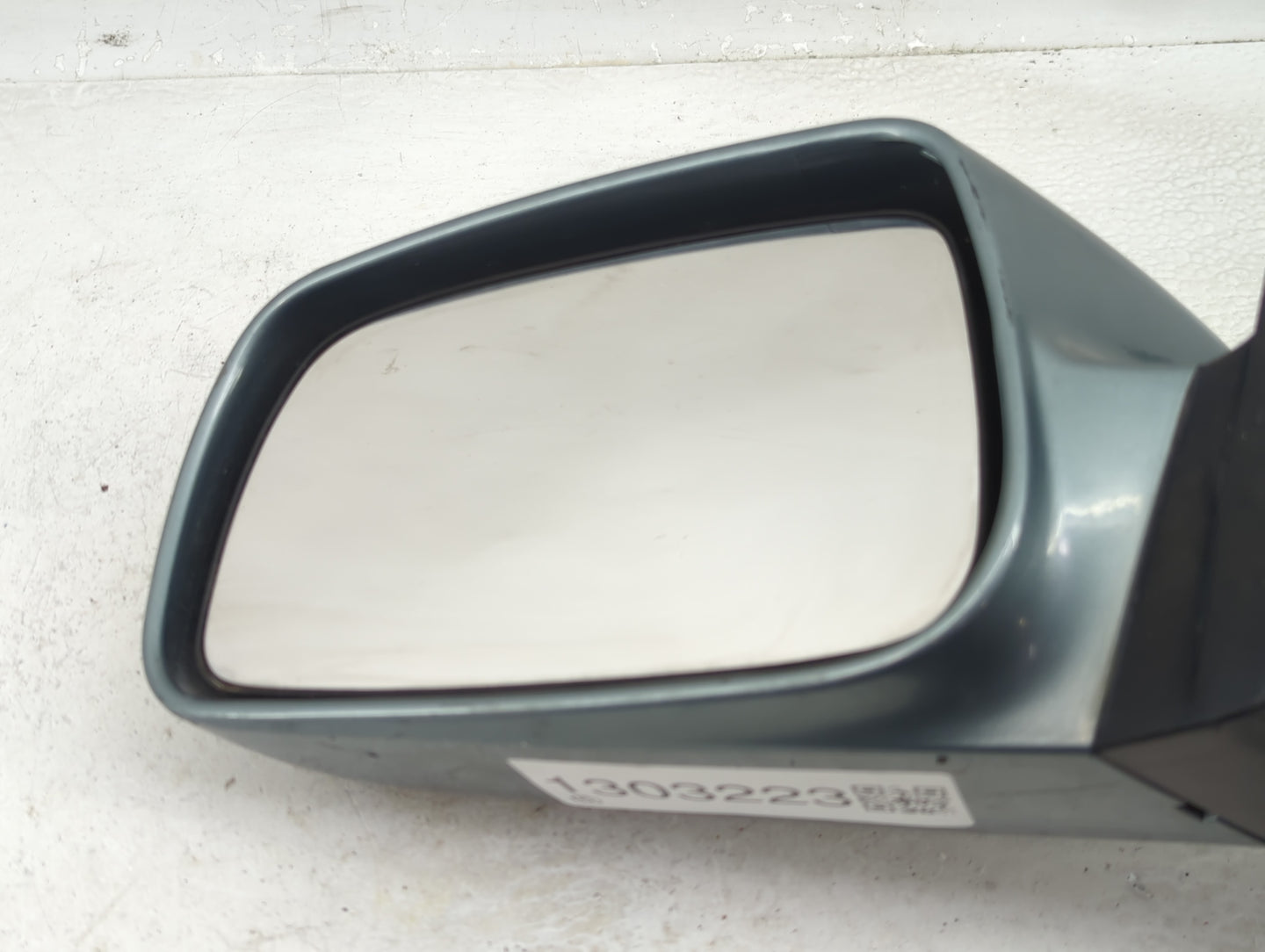 2007-2011 Toyota Camry Driver Side View Mirror - Left Door Mirror OEM Used - Oemusedautoparts1.com