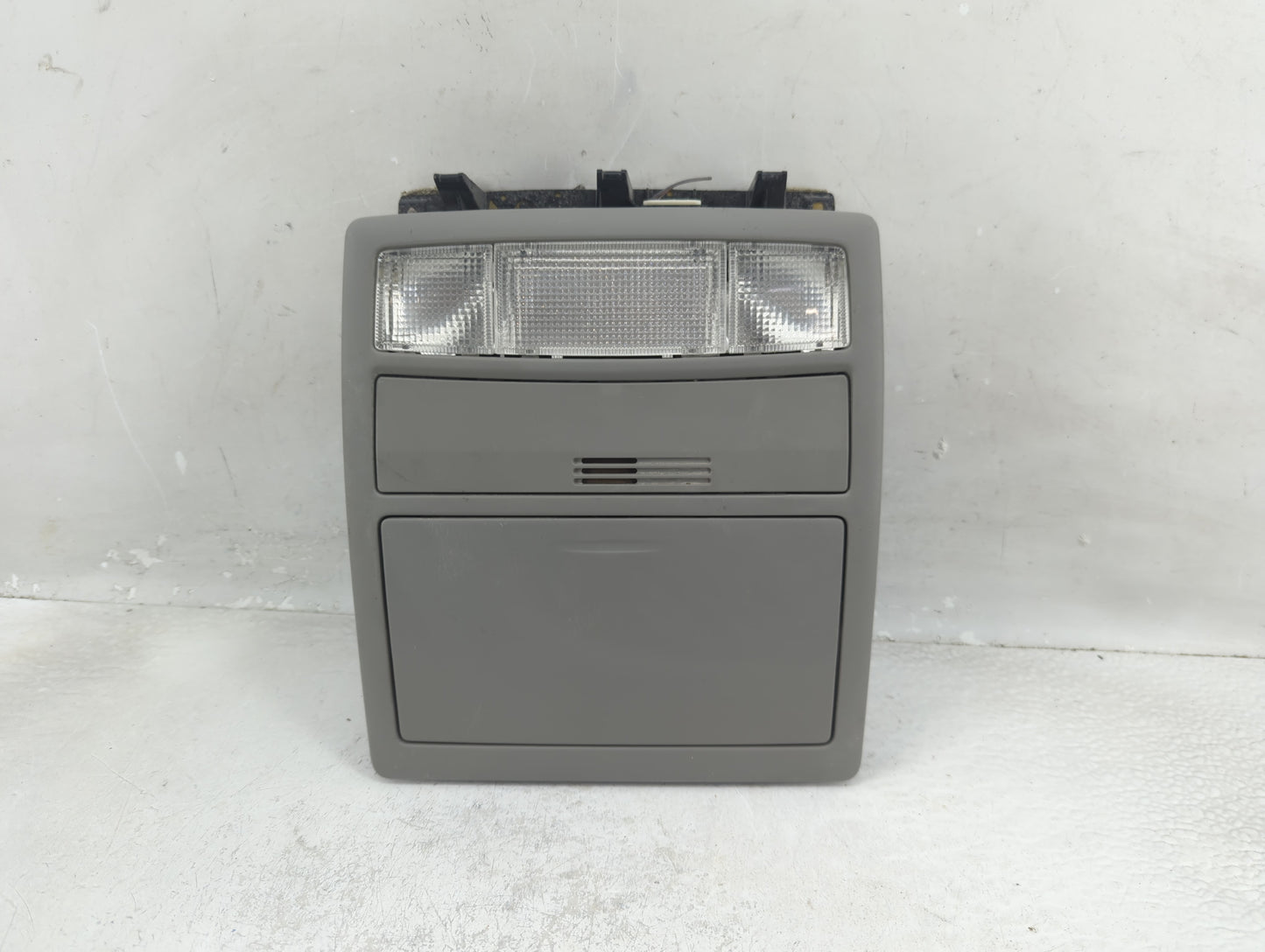 2009 Toyota Camry Overhead Roof Console - Oemusedautoparts1.com