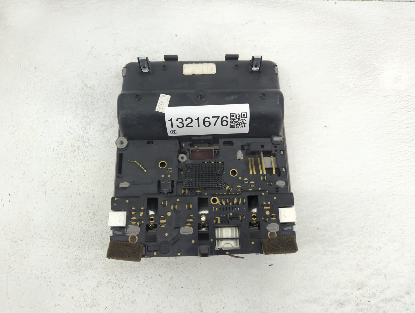 2009 Toyota Camry Overhead Roof Console - Oemusedautoparts1.com