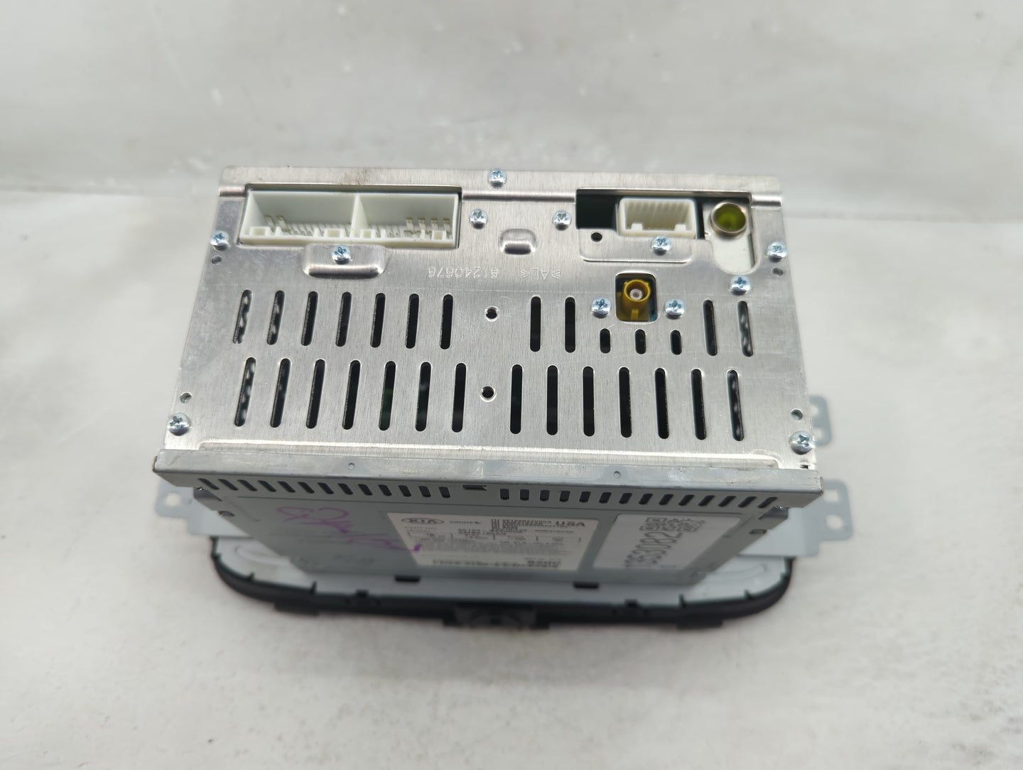 2009 Toyota Camry Radio AM FM Cd Player Receiver Replacement P/N:96180-B2200CA Fits OEM Used Auto Parts - Oemusedautoparts1.
