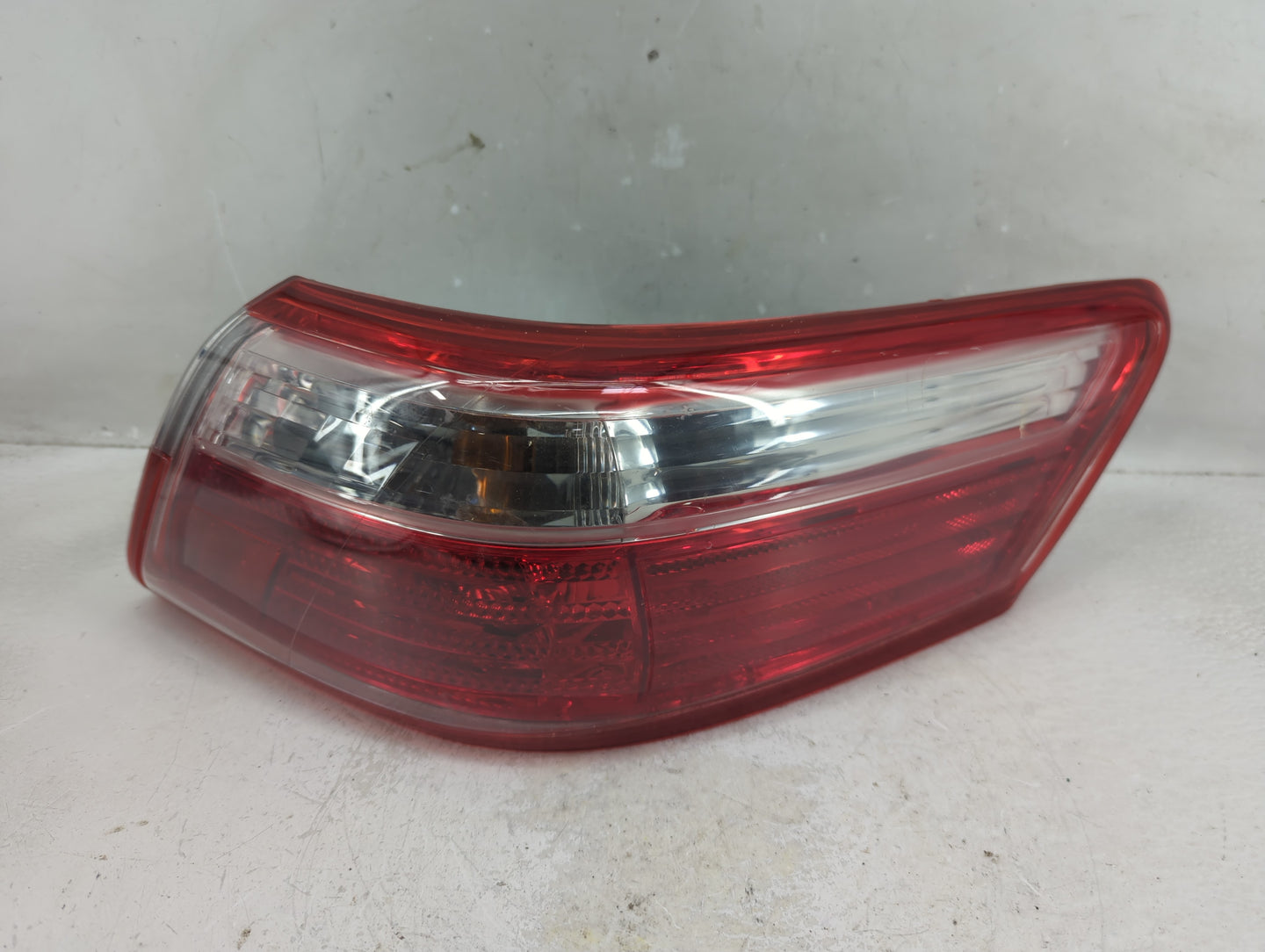 2007-2009 Toyota Camry Tail Light Assembly Passenger Right OEM Fits Fits 2007 2008 2009 OEM Used Auto Parts - Oemusedautopar