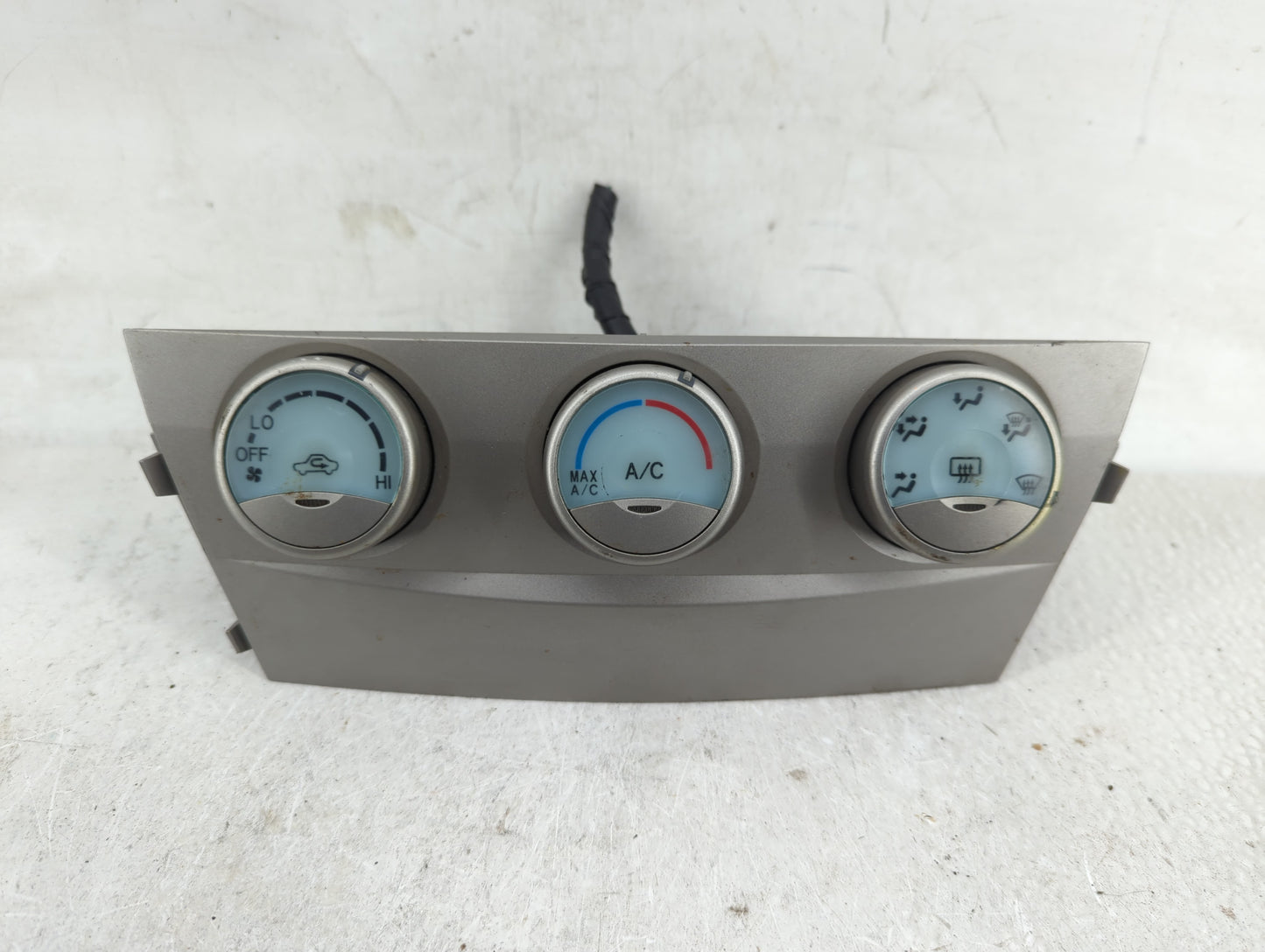 2009 Toyota Camry Climate Control Module Temperature AC/Heater Replacement P/N:55900-06161 Fits OEM Used Auto Parts - Oemuse