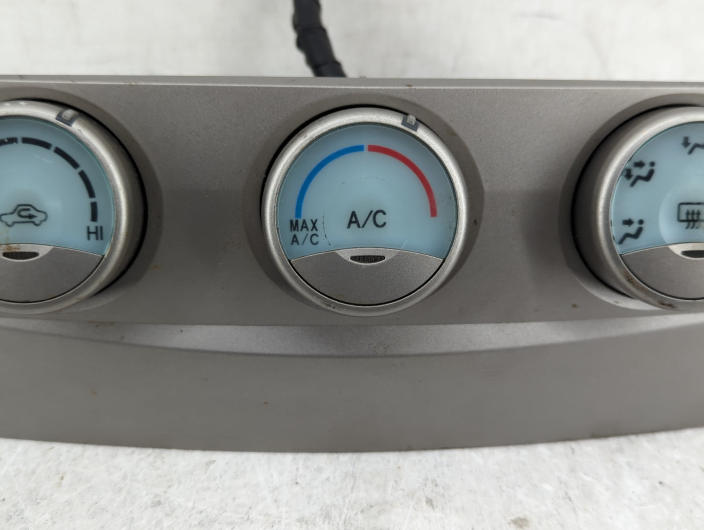 2009 Toyota Camry Climate Control Module Temperature AC/Heater Replacement P/N:55900-06161 Fits OEM Used Auto Parts - Oemuse