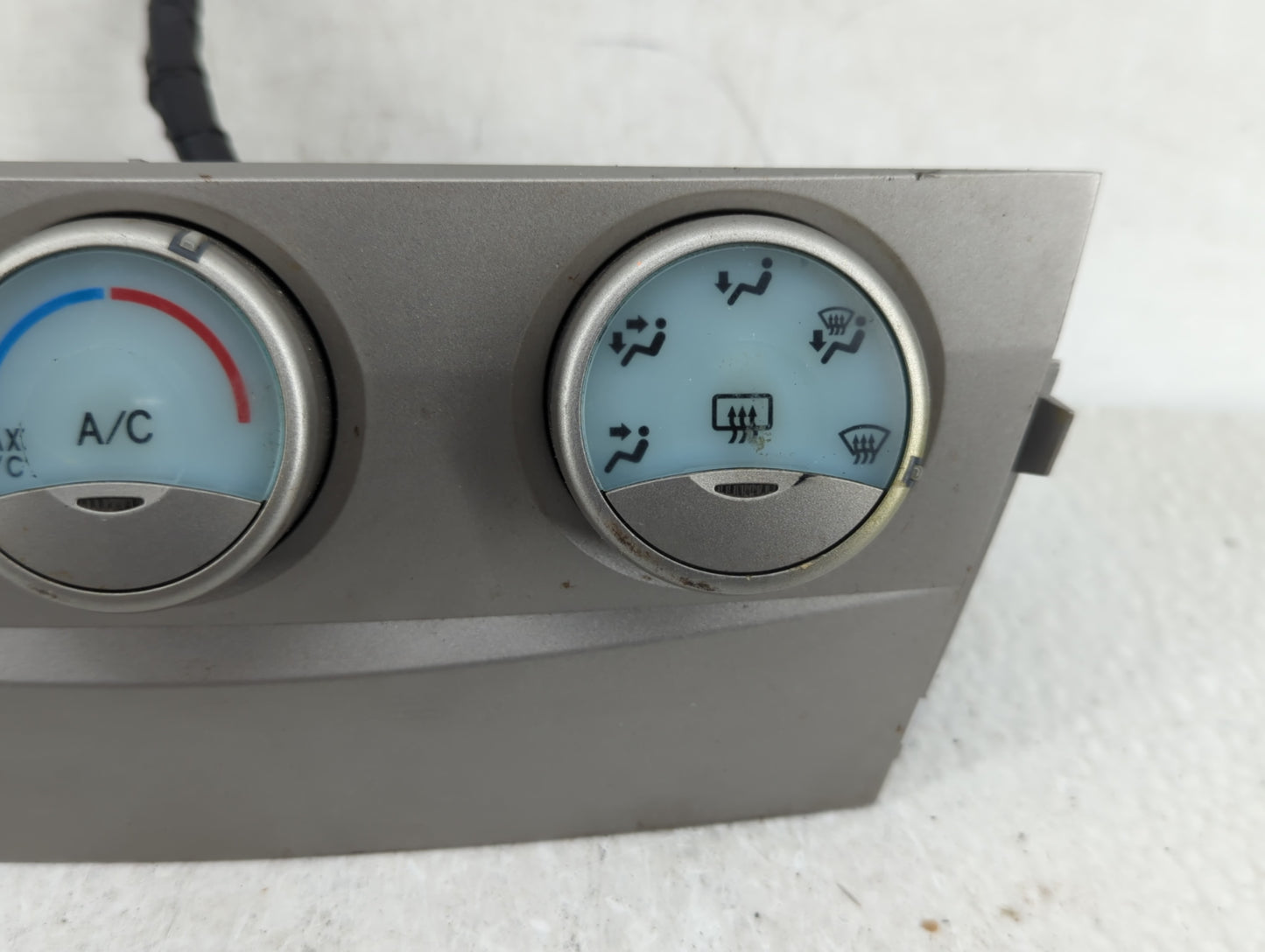2009 Toyota Camry Climate Control Module Temperature AC/Heater Replacement P/N:55900-06161 Fits OEM Used Auto Parts - Oemuse