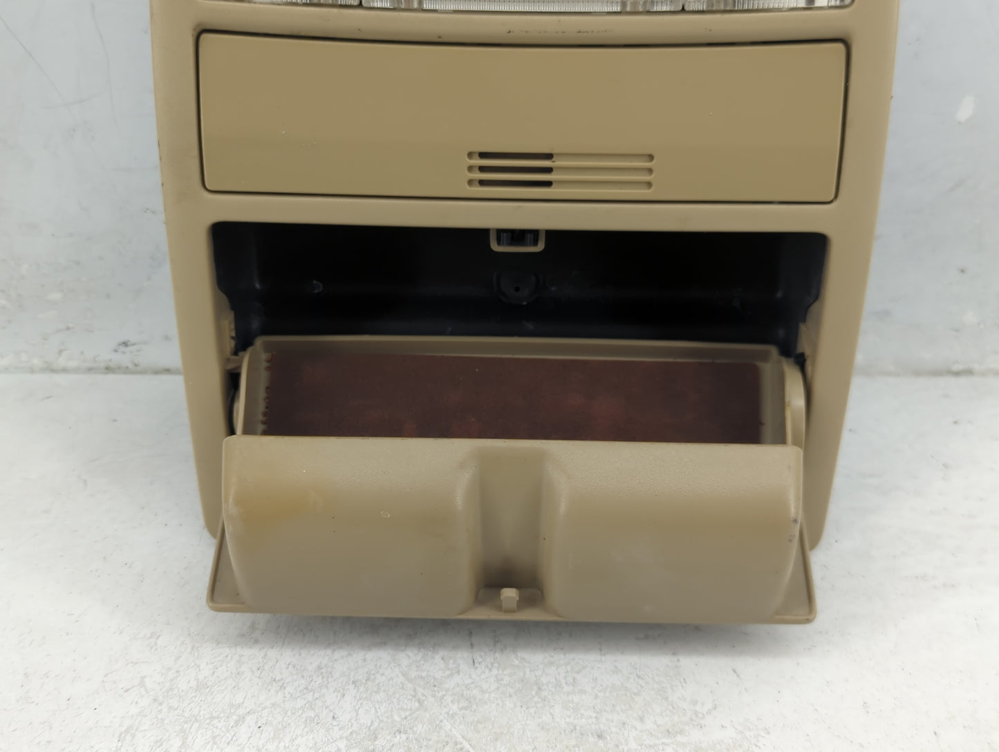 2009 Toyota Camry Overhead Roof Console - Oemusedautoparts1.com
