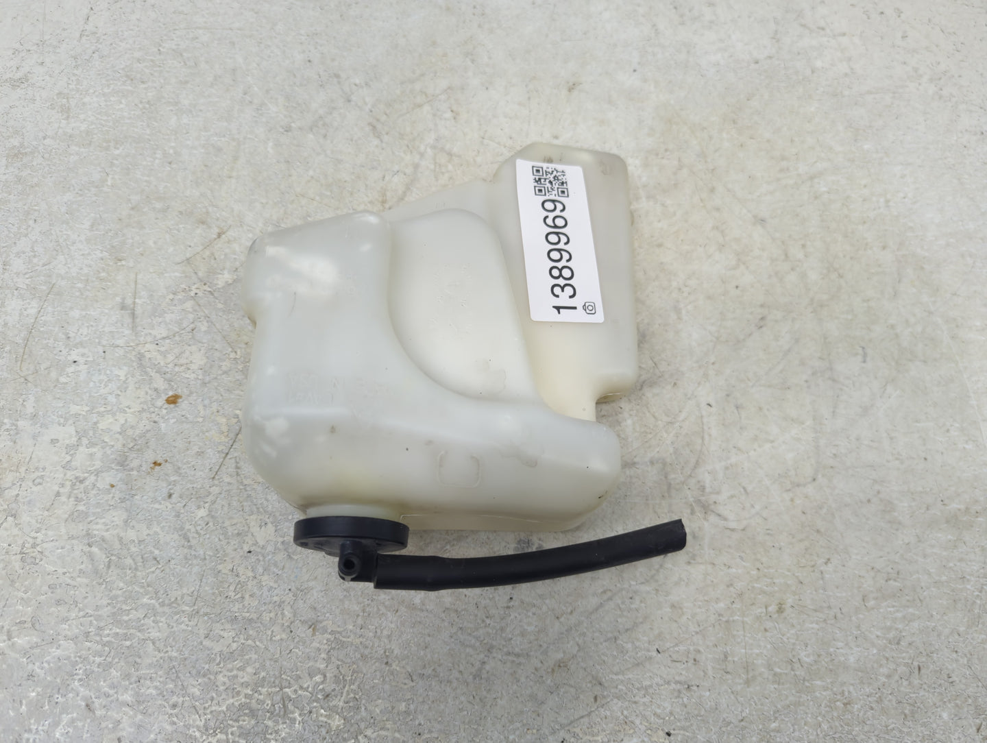 2007-2011 Toyota Camry Radiator Coolant Overflow Expansion Tank Bottle 1389969 - Oemusedautoparts1.com
