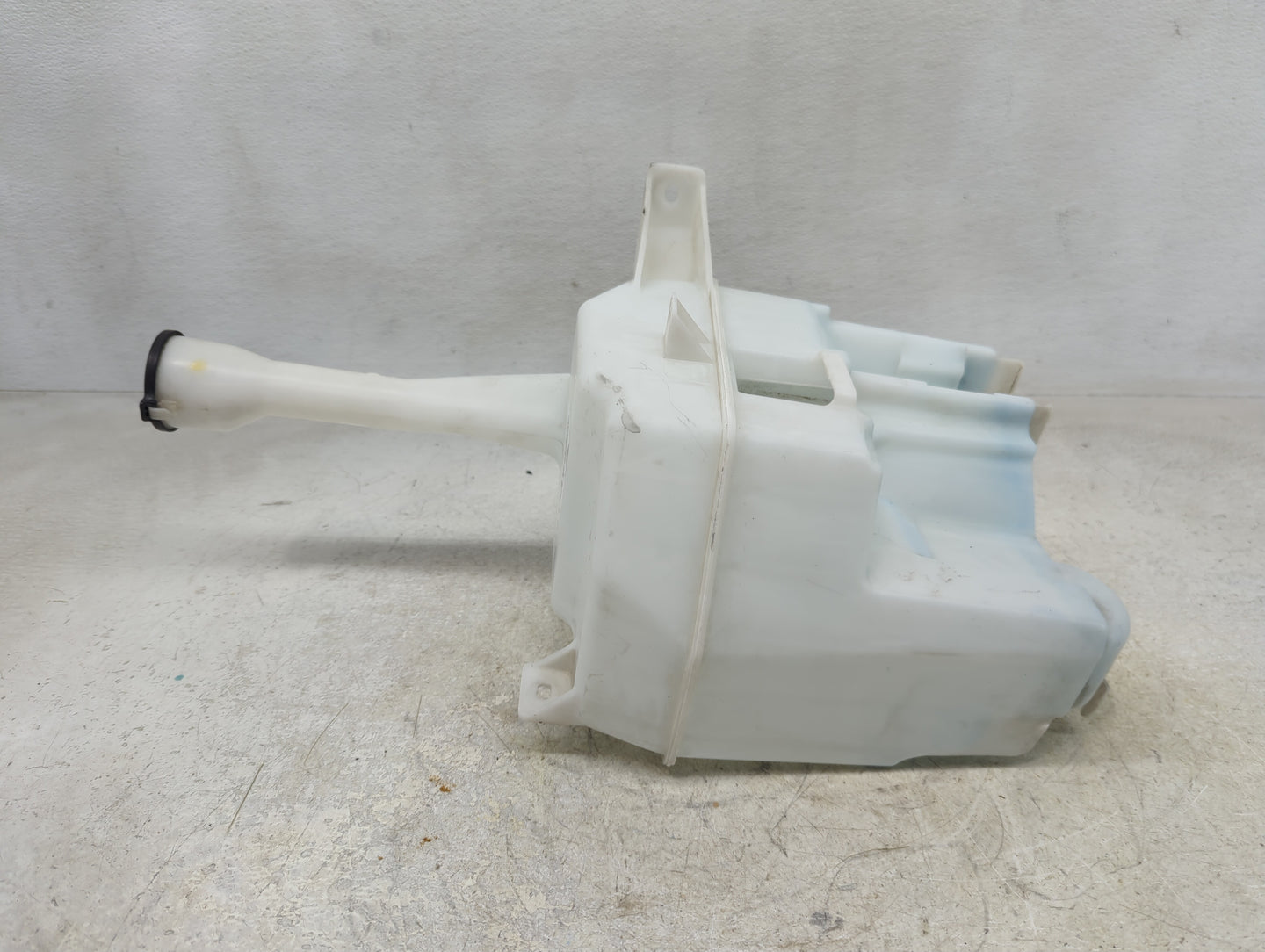 2007-2011 Toyota Camry Windshield Washer Fluid Reservoir Bottle Oem - Oemusedautoparts1.com