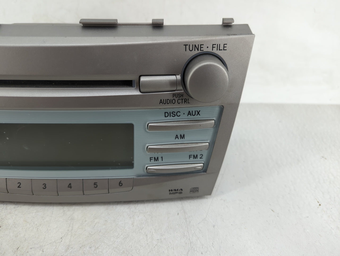 2009 Toyota Camry Radio AM FM Cd Player Receiver Replacement P/N:P0900230 86120-33892 Fits OEM Used Auto Parts - Oemusedauto