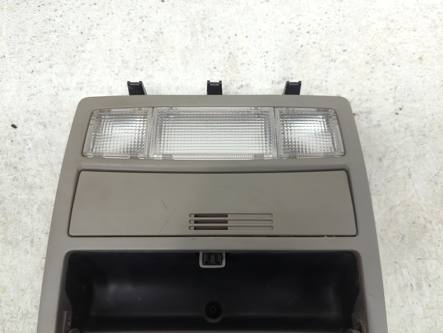 2009 Toyota Camry Overhead Roof Console - Oemusedautoparts1.com