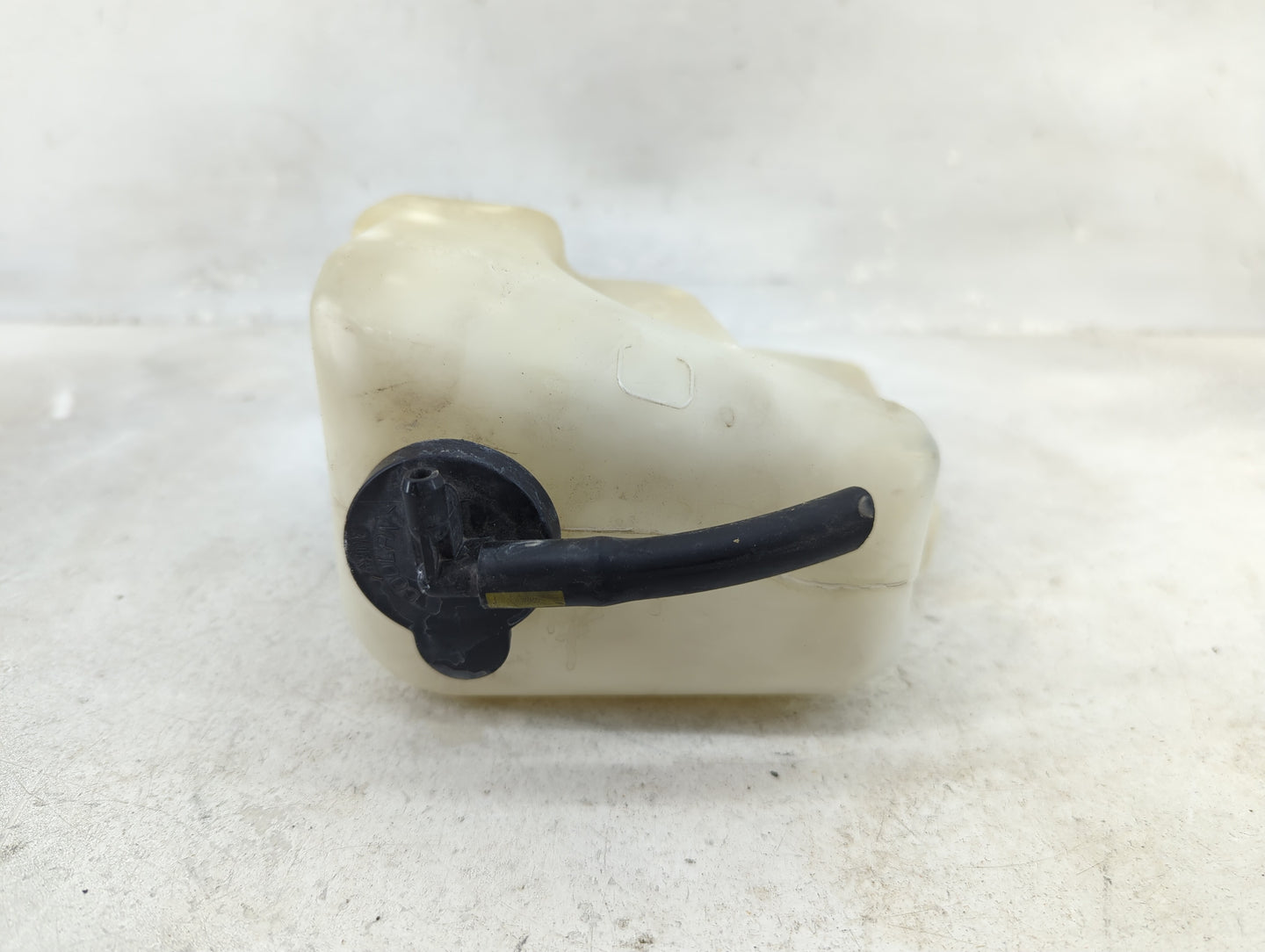 2007-2011 Toyota Camry Radiator Coolant Overflow Expansion Tank Bottle 1433180 - Oemusedautoparts1.com
