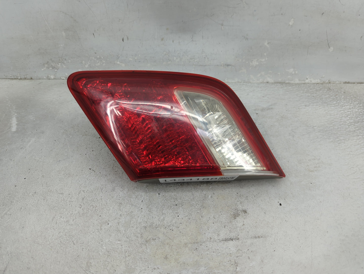 2007-2009 Toyota Camry Tail Light Assembly Passenger Right OEM Fits Fits 2007 2008 2009 OEM Used Auto Parts - Oemusedautopar