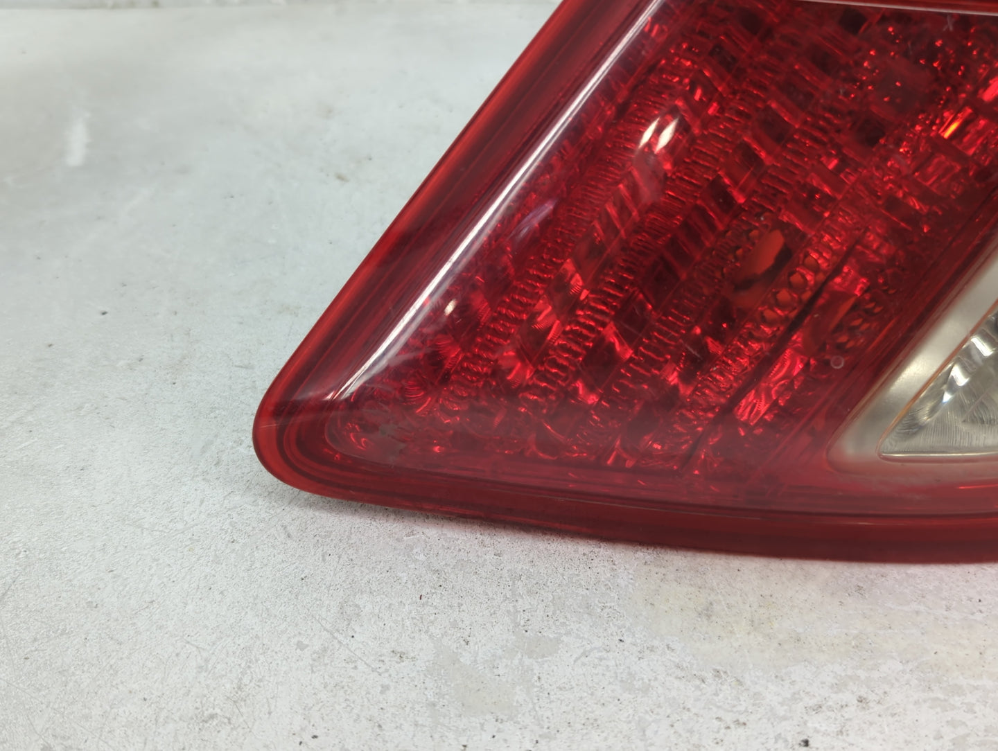 2007-2009 Toyota Camry Tail Light Assembly Passenger Right OEM Fits Fits 2007 2008 2009 OEM Used Auto Parts - Oemusedautopar