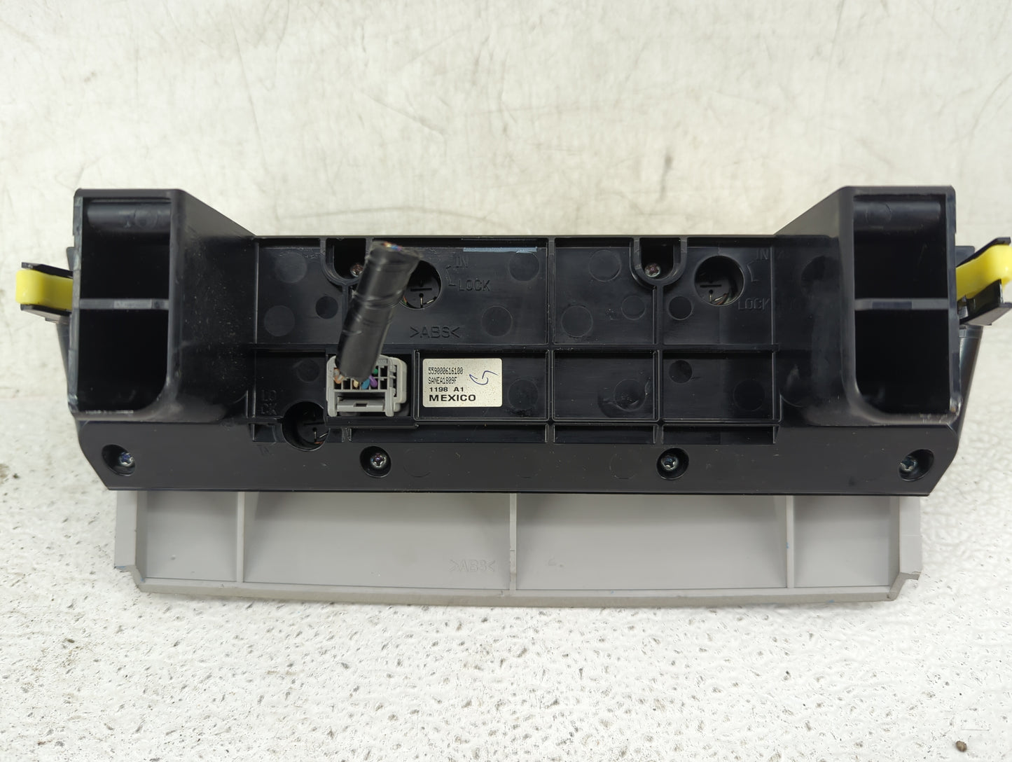 2009 Toyota Camry Climate Control Module Temperature AC/Heater Replacement Fits OEM Used Auto Parts - Oemusedautoparts1.com