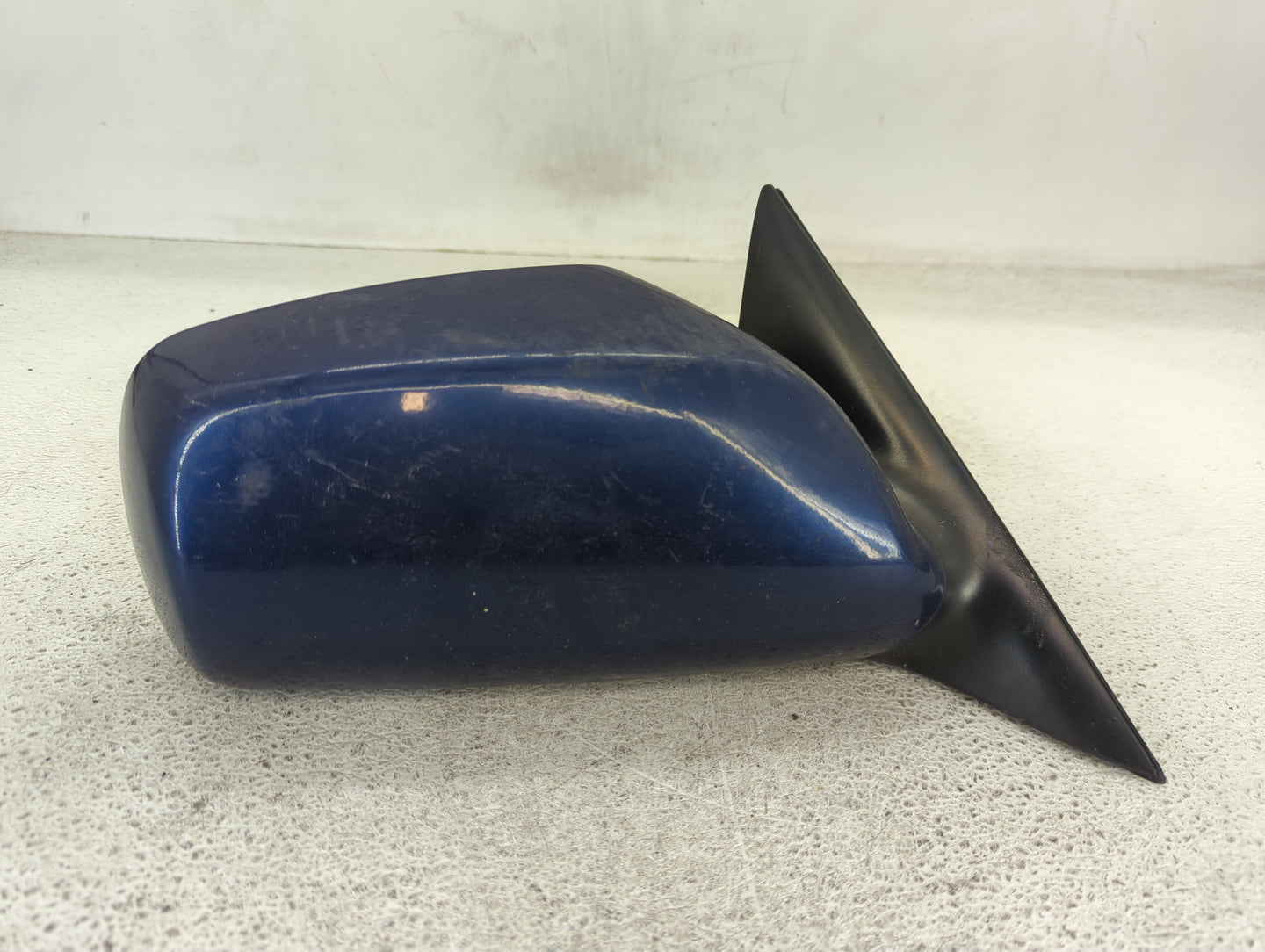 2007-2011 Toyota Camry Passenger Side View Mirror - Right Door Mirror OEM Used - Oemusedautoparts1.com