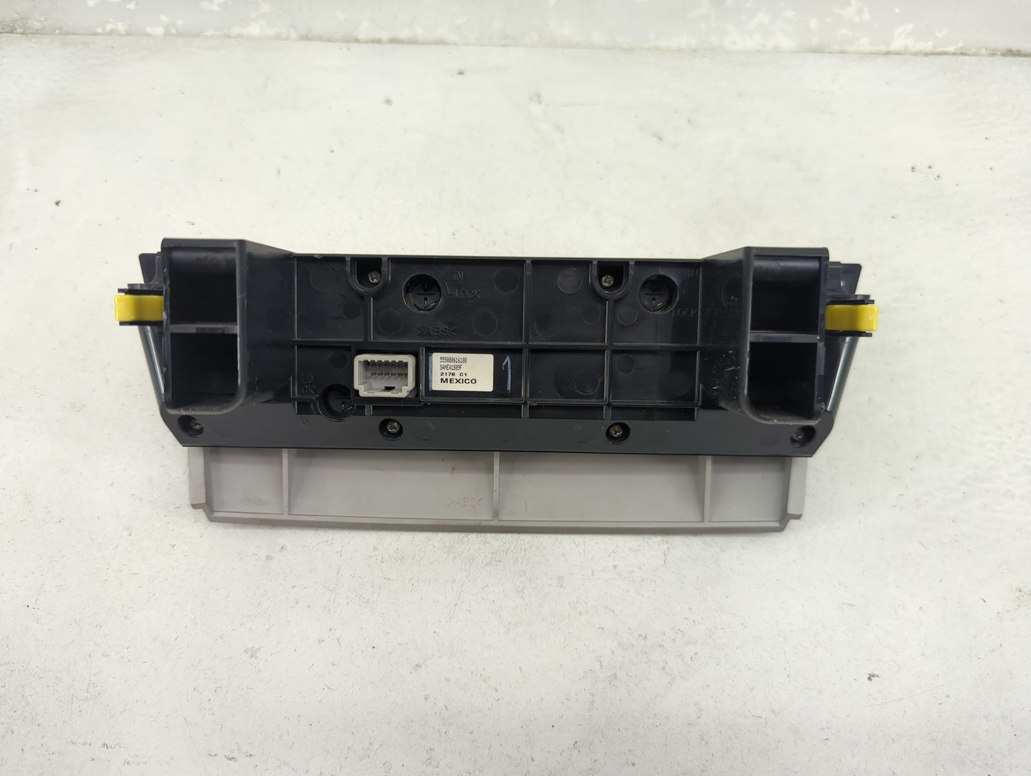 2007-2009 Toyota Camry Climate Control Module Temperature AC/Heater Replacement P/N:559000616100 SANEA1809F Fits OEM Used Au