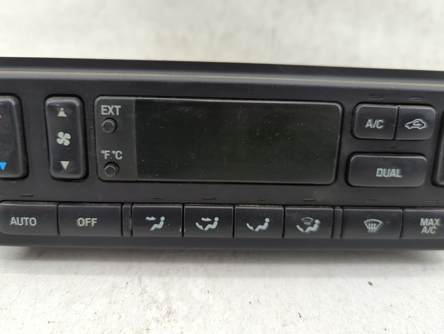 2007-2009 Toyota Camry Climate Control Module Temperature AC/Heater Replacement P/N:8A24-18C612-AA 559000616100 Fits OEM Use