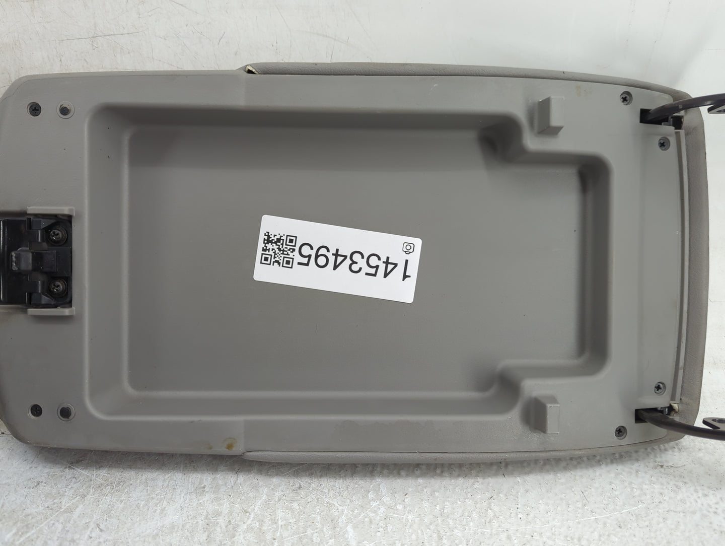 2009 Toyota Camry Center Console Armrest Cover Lid Fits OEM Used Auto Parts - Oemusedautoparts1.com