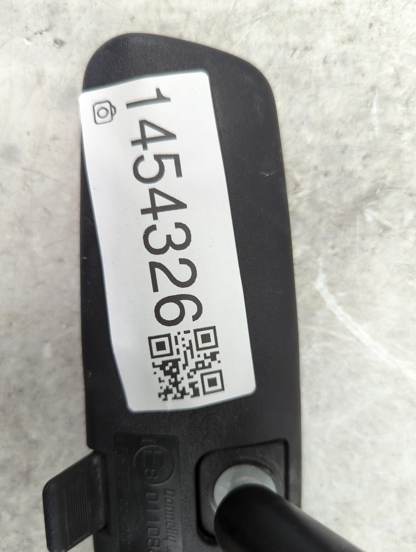 2009 Toyota Camry Interior Rear View Mirror Replacement OEM P/N:011083 Fits OEM Used Auto Parts - Oemusedautoparts1.com