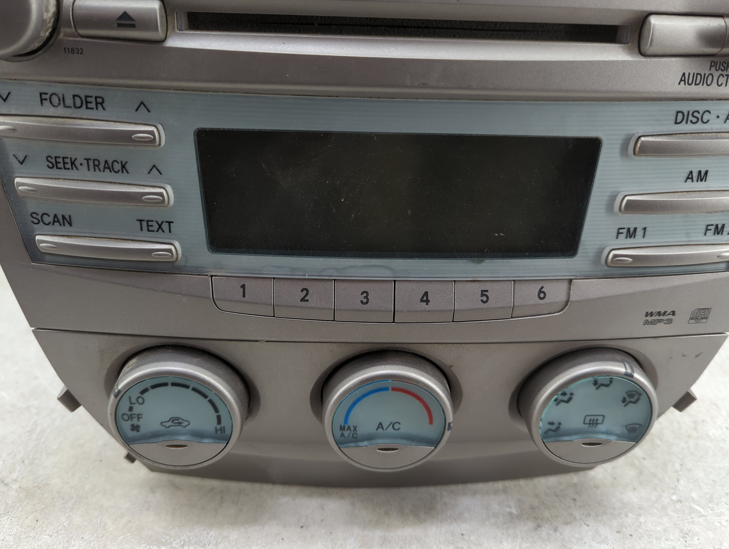 2009 Toyota Camry Radio AM FM Cd Player Receiver Replacement P/N:86120-06187 123000-0660D101 Fits OEM Used Auto Parts - Oemu