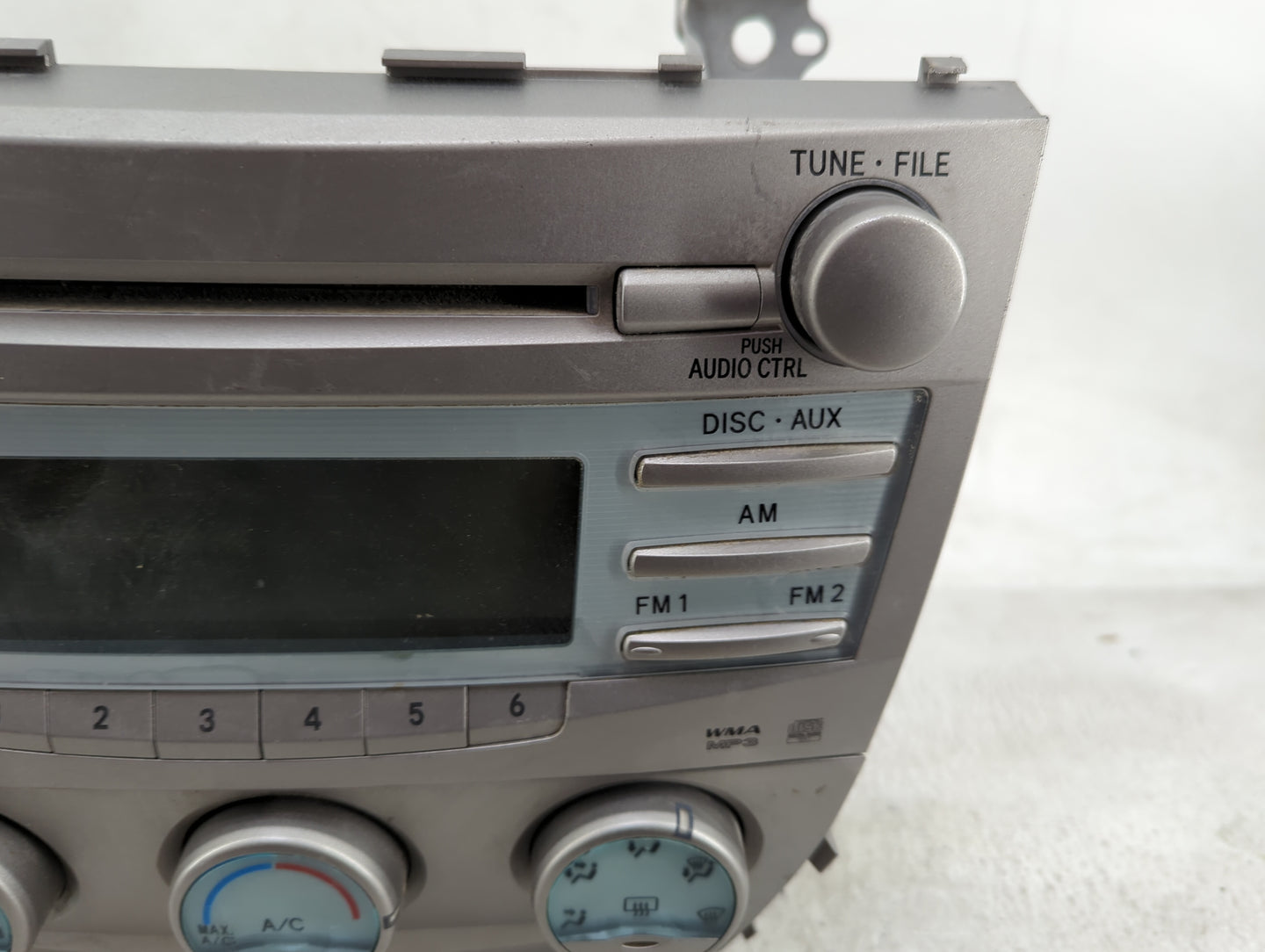 2009 Toyota Camry Radio AM FM Cd Player Receiver Replacement P/N:86120-06187 123000-0660D101 Fits OEM Used Auto Parts - Oemu