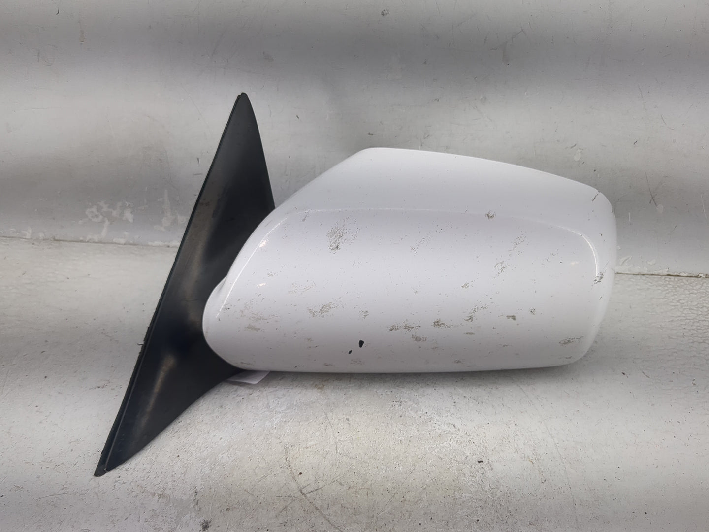 2007-2011 Toyota Camry Driver Side View Mirror - Left Door Mirror OEM Used - Oemusedautoparts1.com