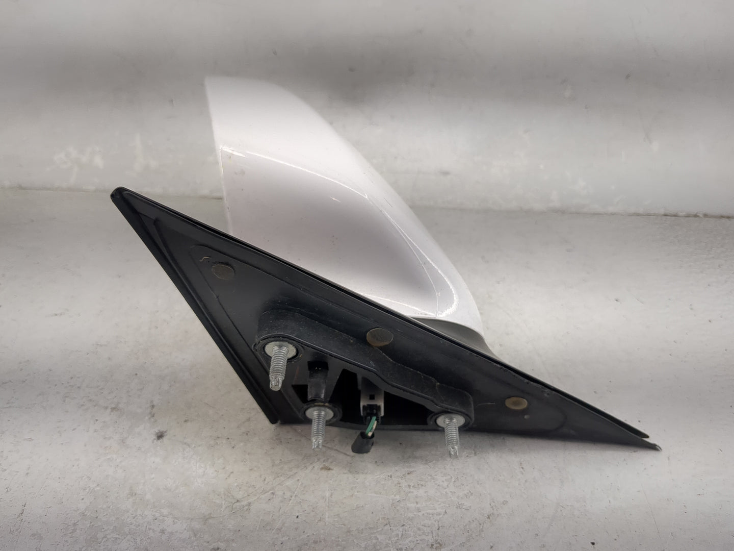 2007-2011 Toyota Camry Driver Side View Mirror - Left Door Mirror OEM Used - Oemusedautoparts1.com