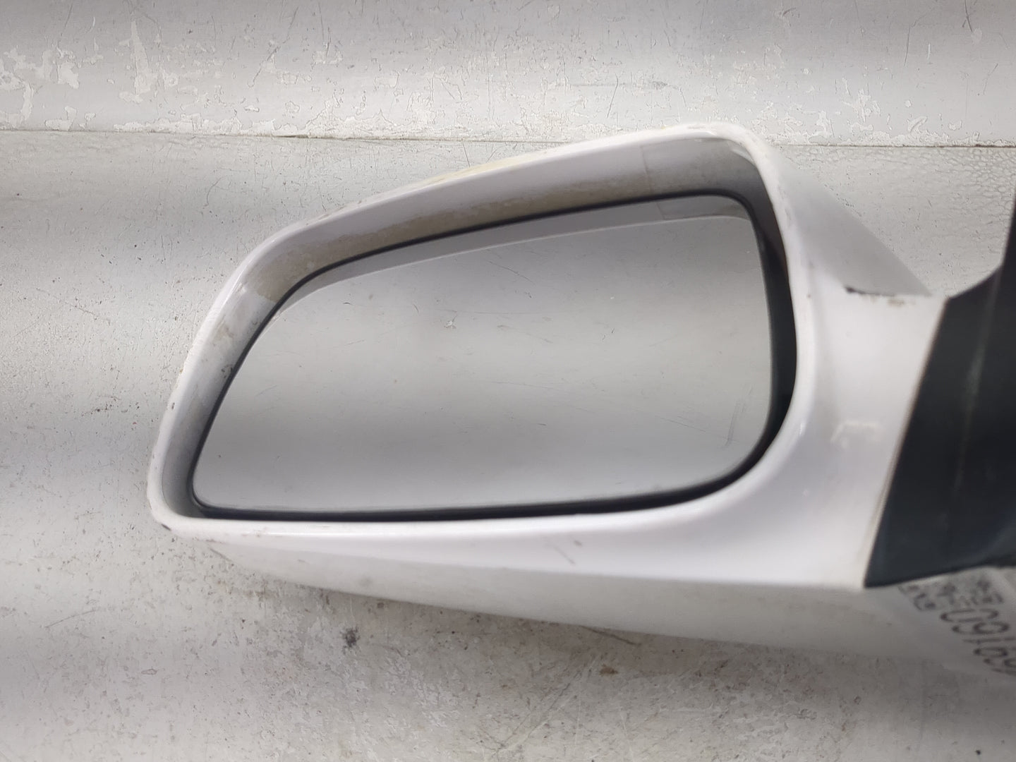 2007-2011 Toyota Camry Driver Side View Mirror - Left Door Mirror OEM Used - Oemusedautoparts1.com