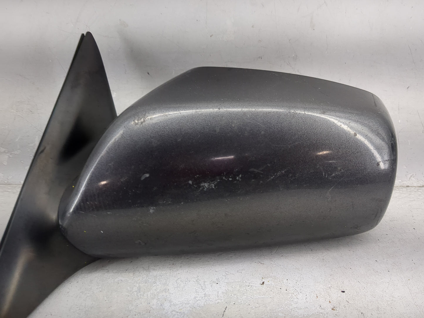 2007-2011 Toyota Camry Driver Side View Mirror - Left Door Mirror OEM Used - Oemusedautoparts1.com