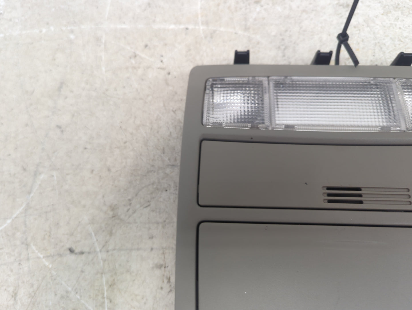 2009 Toyota Camry Overhead Roof Console Gray - Oemusedautoparts1.com