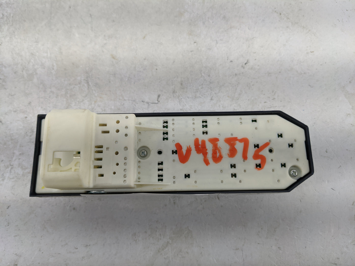 2007-2009 Toyota Camry Master Power Window Switch Replacement Driver Side Left P/N:515296 Fits OEM Used Auto Parts - Oemused