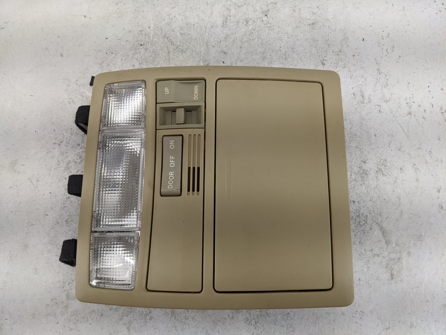 2009 Toyota Camry Overhead Roof Console Tan - Oemusedautoparts1.com