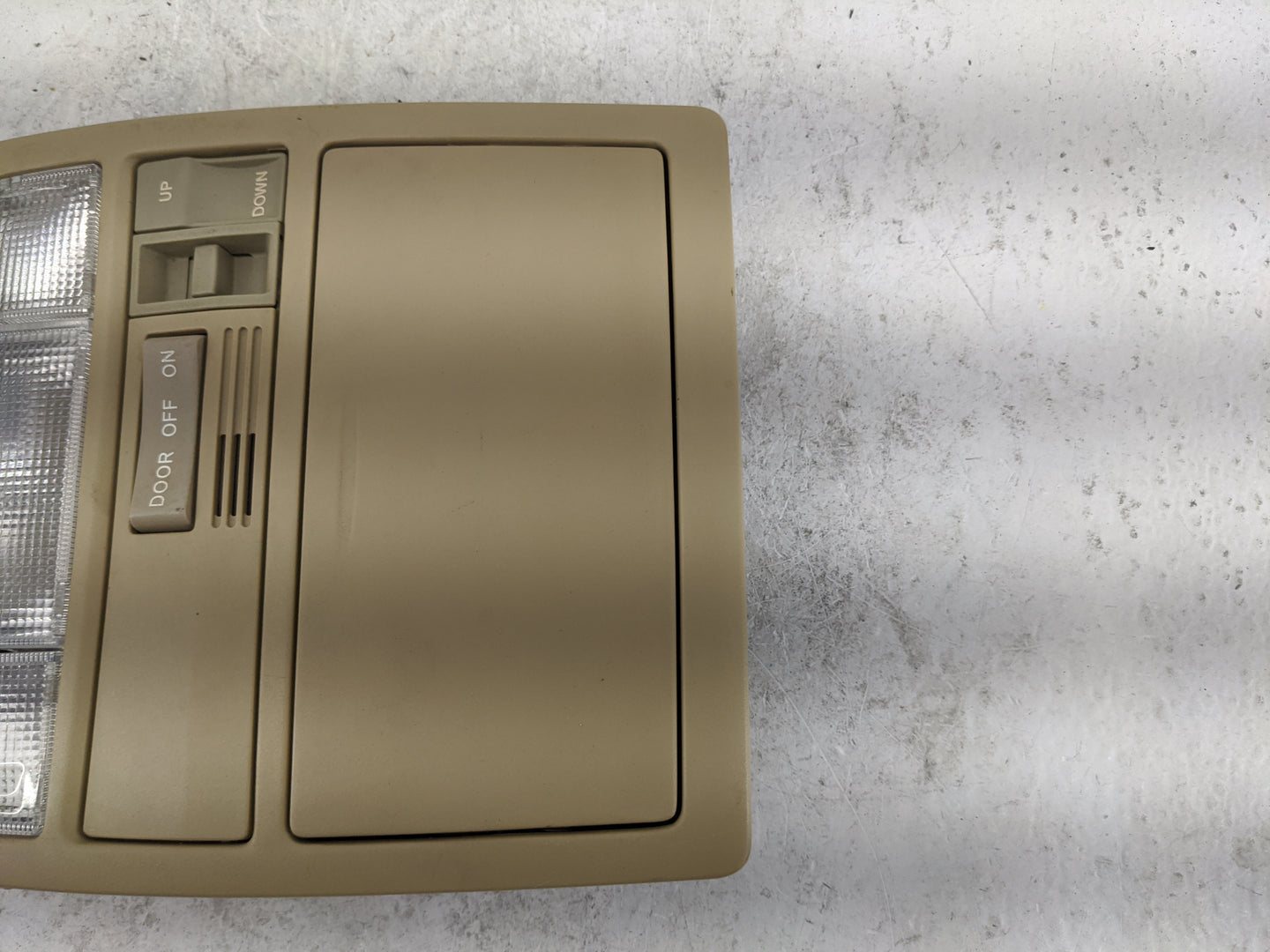 2009 Toyota Camry Overhead Roof Console Tan - Oemusedautoparts1.com