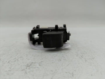 2009 Toyota Camry Passeneger Right Power Window Switch 870-0586 - Oemusedautoparts1.com