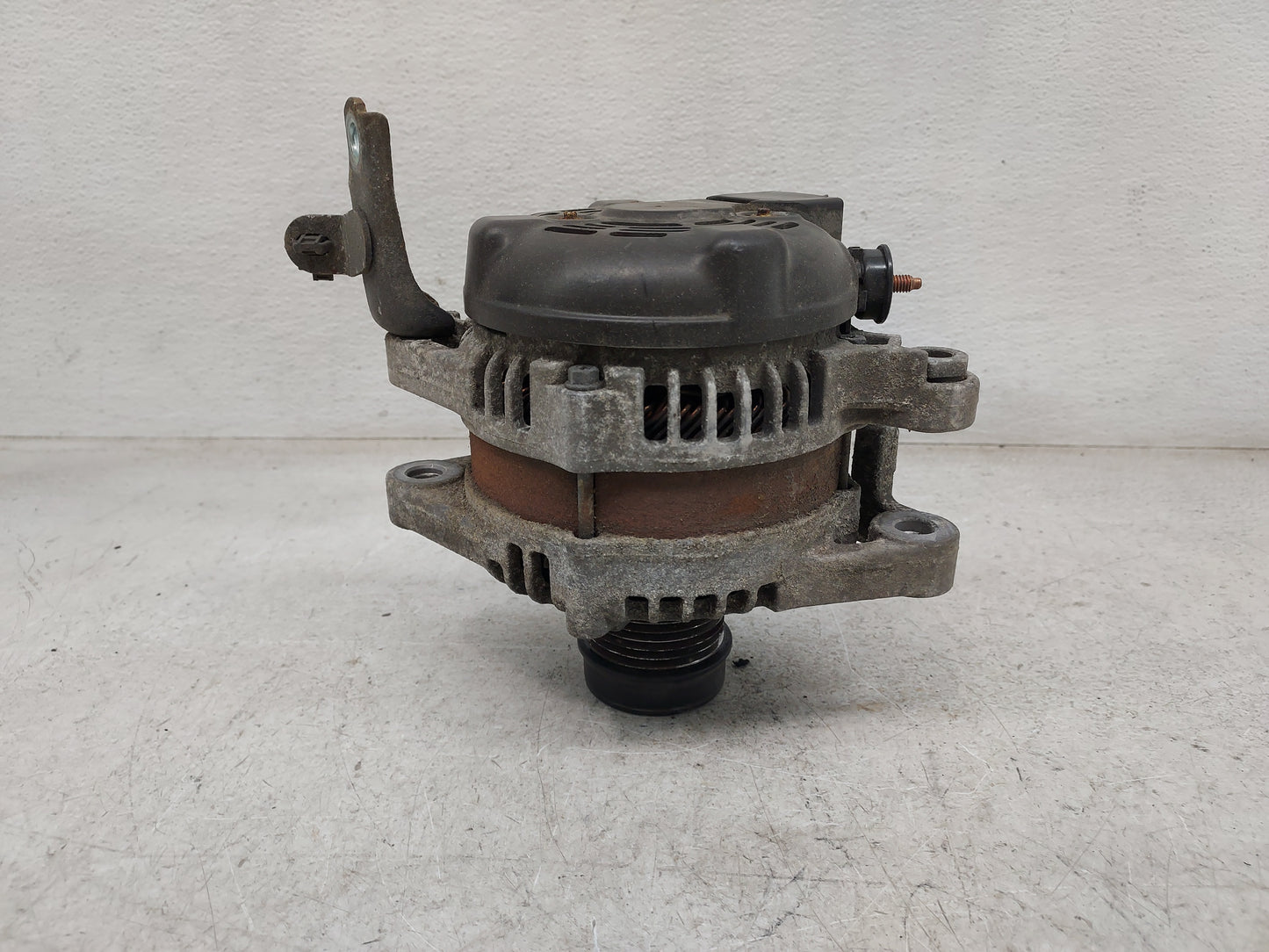 2007-2017 Toyota Camry Alternator Replacement Generator Charging Assembly Engine OEM P/N:TN104210-41470 27060-0P140 Fits OEM