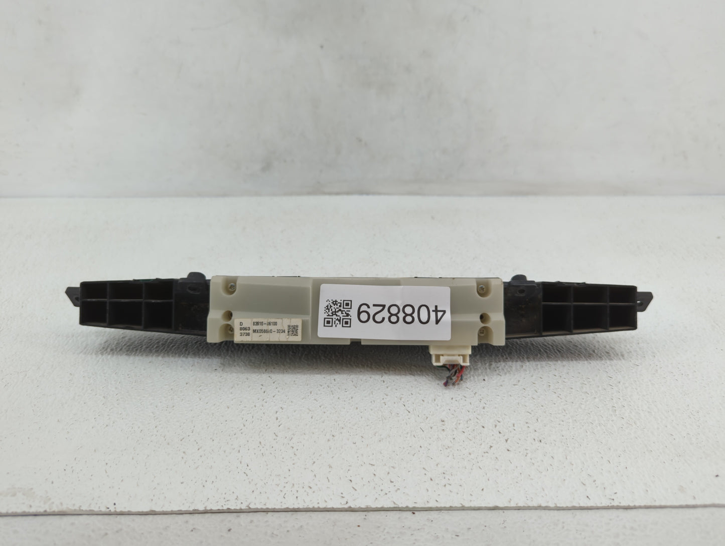 2009 Toyota Camry Digitial Dash Clock P/N:83910-06100 Fits OEM Used Auto Parts - Oemusedautoparts1.com