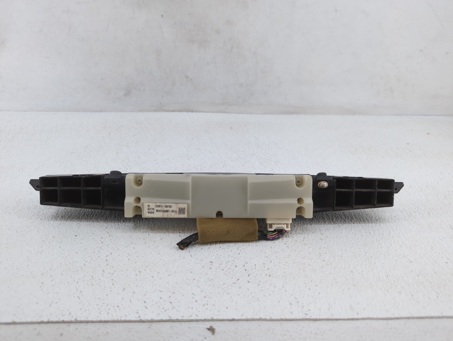 2009 Toyota Camry Digitial Dash Clock P/N:83910-06100 Fits OEM Used Auto Parts - Oemusedautoparts1.com