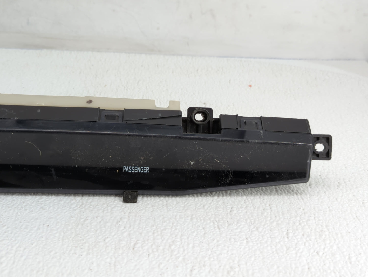 2009 TOYOTA CAMRY OEM DASH DIGITAL CLOCK DISPLAY SCREEN - Oemusedautoparts1.com