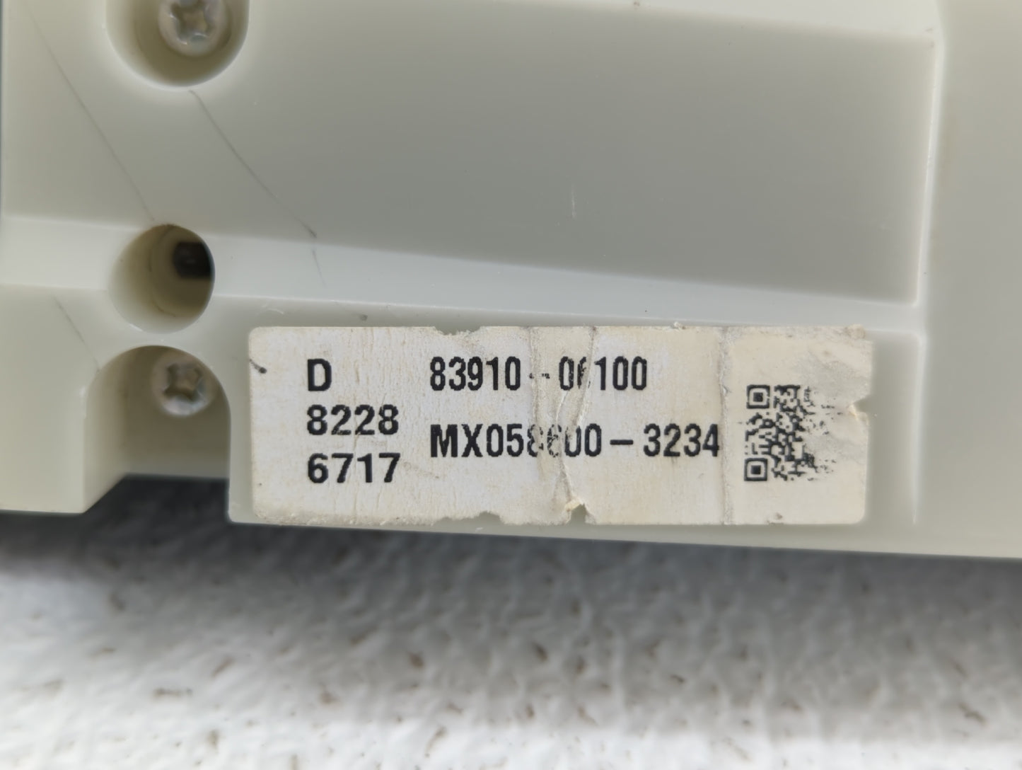 2009 TOYOTA CAMRY OEM DASH DIGITAL CLOCK DISPLAY SCREEN - Oemusedautoparts1.com