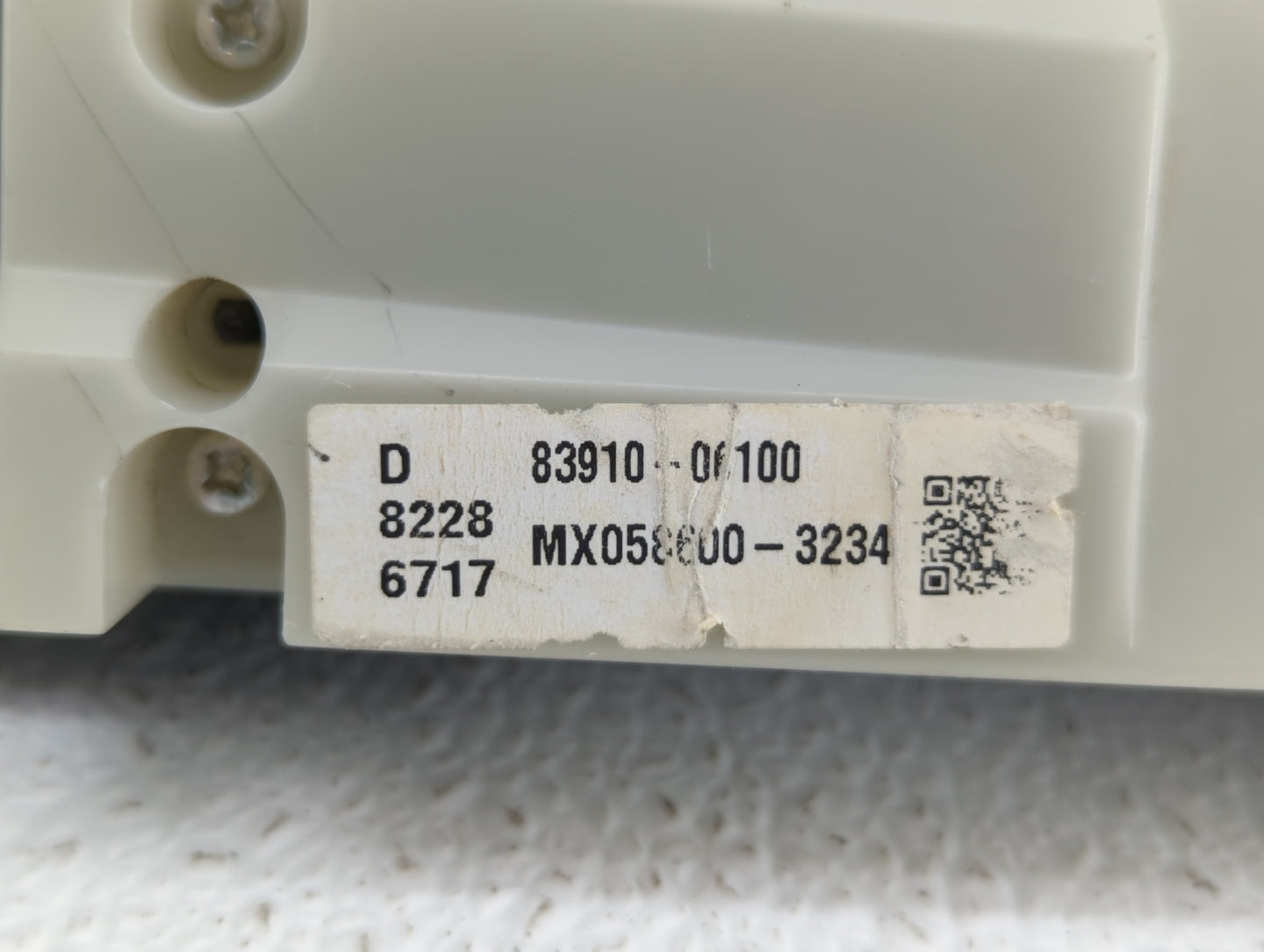 2009 TOYOTA CAMRY OEM DASH DIGITAL CLOCK DISPLAY SCREEN - Oemusedautoparts1.com