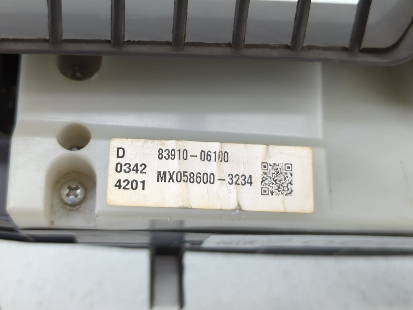 2009 CAMRY FRONT CENTER DASH BOARD INFO CLOCK DISPLAY MONITOR SCREEN - Oemusedautoparts1.com